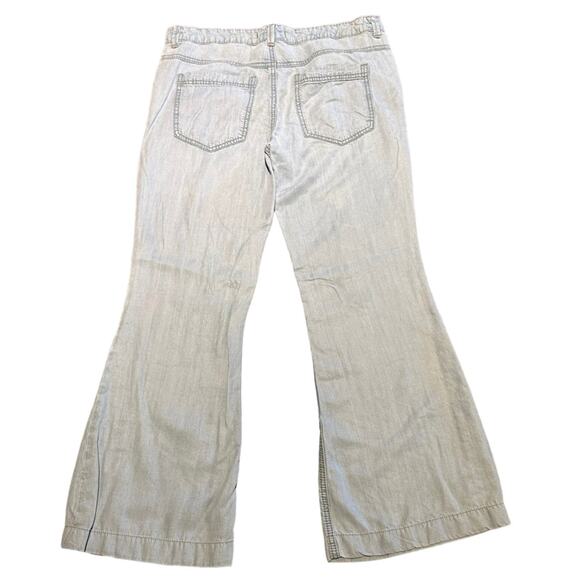 Free People Light Gray Flare Jeans - Picture 2 of 8